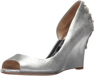 badgley mischka stephanie ii pump