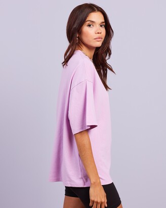 Dazie - Women's Purple Basic T-Shirts - Nostalgia Oversized Boyfriend Tee - Size 6 at The Iconic