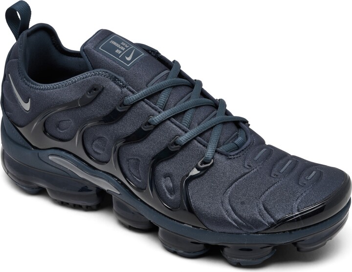 nike vapormax plus finish line