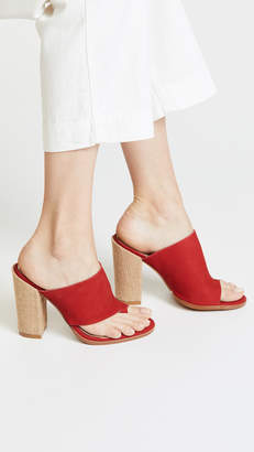 Jaggar Juxtaposed Toe Ring Sandals