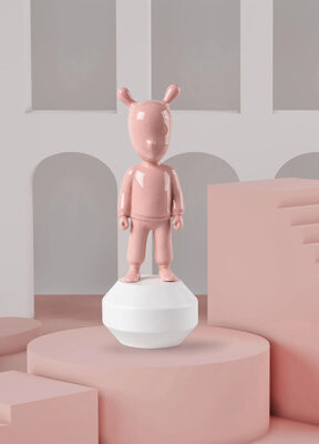 Lladro The Pink Guest - Little