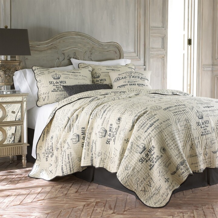 Histoire Toile Quilt Set Twin/Twin XL Quilt and One Standard Sham
