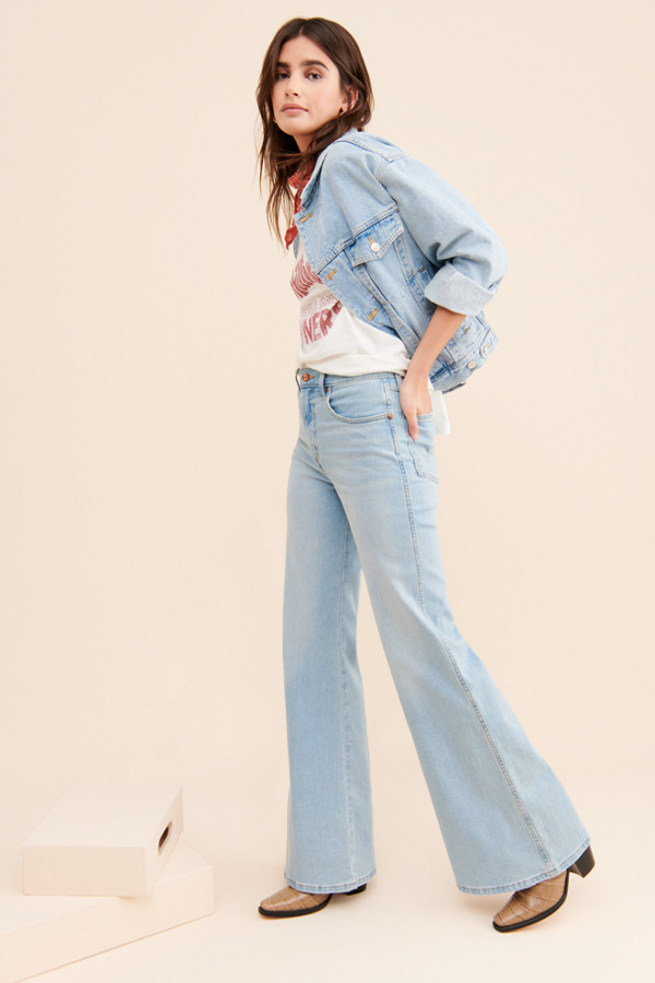 wrangler women's midtown high rise med trouser jeans