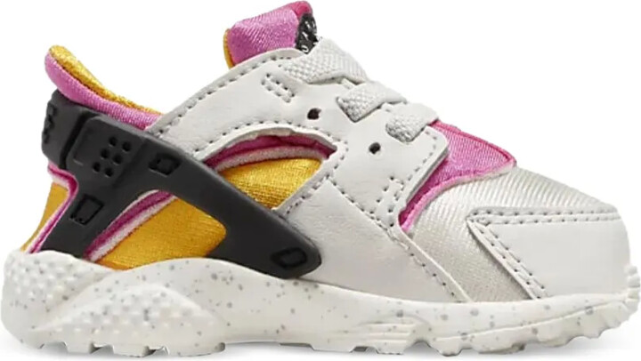 Nike Kids Huarache Run "Light Bone/Lethal Pink" sneakers