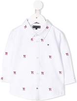 Thumbnail for your product : Tommy Hilfiger Junior logo embroidered button down shirt