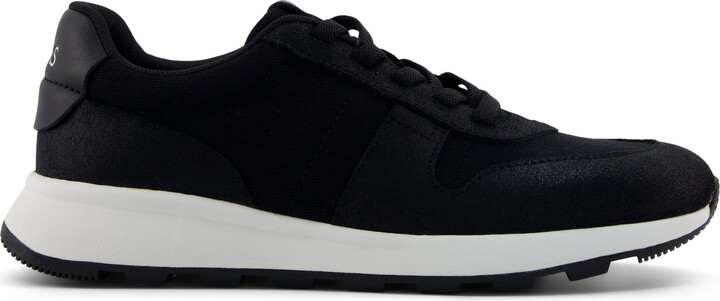 TRVL LITE Retro Runner Metallic Water Repellent Sneaker