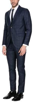 Eleventy Suit