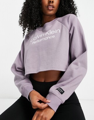 Riskant nerveus worden roekeloos Calvin Klein Performance cropped logo sweatshirt in lilac - ShopStyle