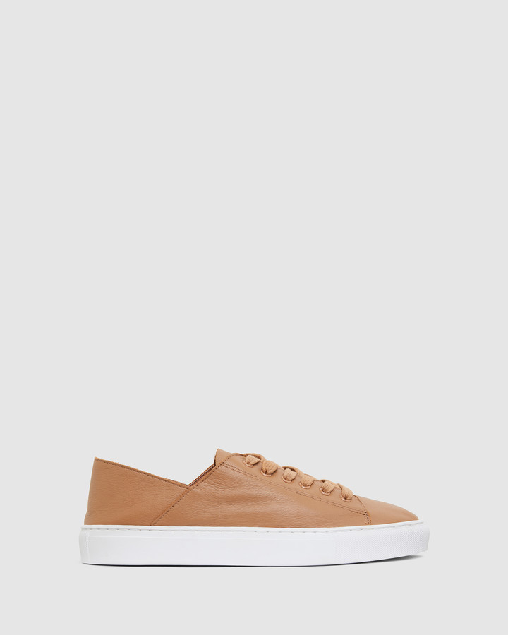 brown low tops