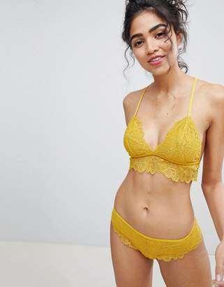 New Look Tulip Lace Bralet