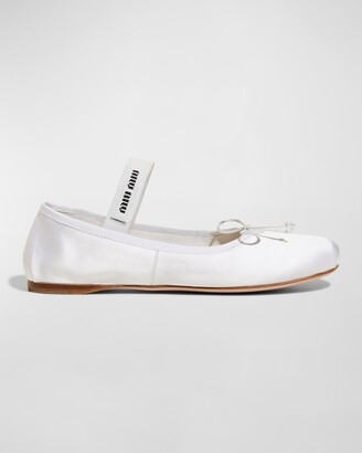 Womens Shoes Flats and flat shoes Ballet flats and ballerina shoes Miu Miu Leather Naked Pink Flat Shoes in White 