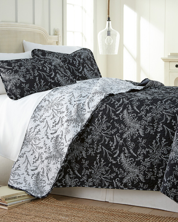 South Shore Furniture Lightweight Reversible Winter Quilt Set