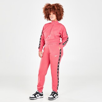 pink nike clothes