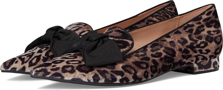 Bandolino Auggie Women's Dress Flat Shoes Leopard Velvet : 6 M, Leather/Textile