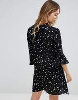 Thumbnail for your product : Glamorous Smock Dress With Choker Neck Detail In Star Print