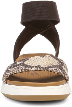 women's slip resistant sandals