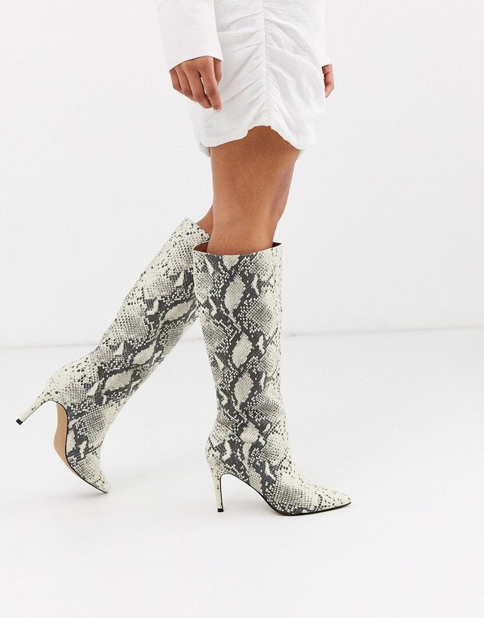 steve madden cafe boot snake