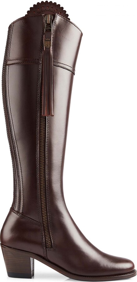 fairfax and favour regina sporting fit