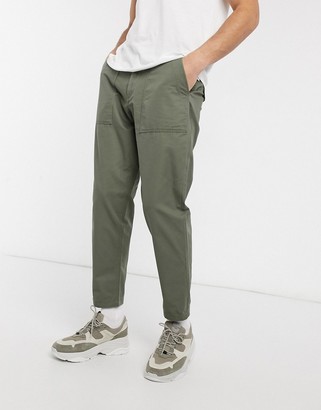 tapered baggy pants