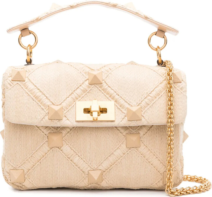 ショルダーバッグ・ポシェット VALENTINO GARAVANI Two-Tone Raffia Rockstud Crossbody Bag Valentino Garavani Rockstud Small Shoulder Bag In
