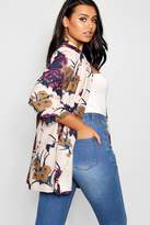 Thumbnail for your product : boohoo Plus Sleeve Floral Fitted Blazer