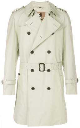 Sealup trench coat