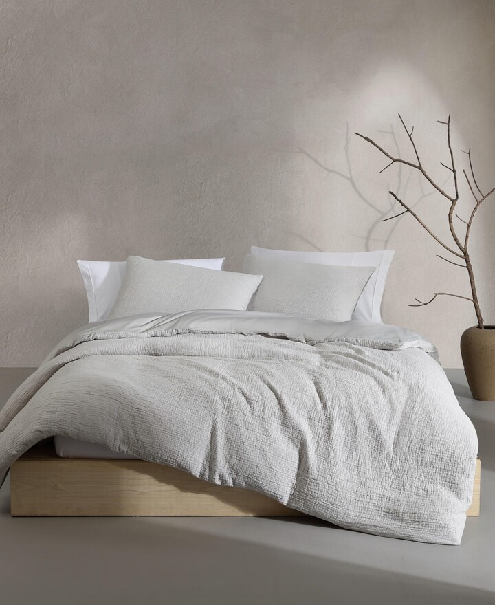 Calvin Klein Washed Texture Solid Cotton Jacquard 3 Piece Duvet Cover Set King