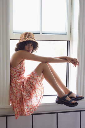 teva sandals hurricane drift