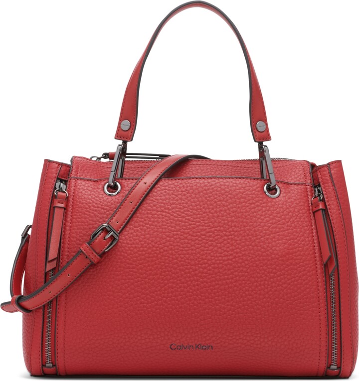 Calvin Klein Garnet Top Zipper Crossbody Bag/Purse Marron