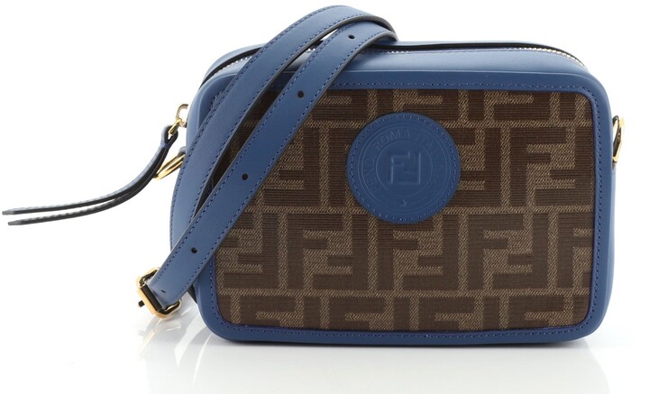 fendi logo camera bag
