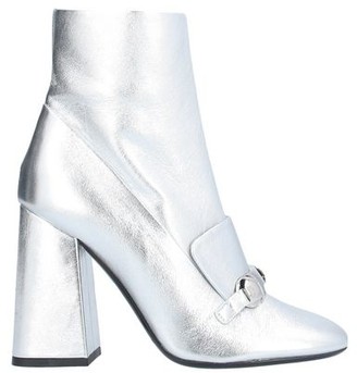 burberry pumps silver