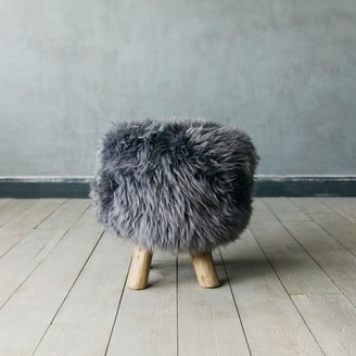 Graham and Green Shawn Sheepskin Stool In Silver