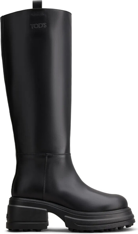 Tod's Round-Toe Leather Boots