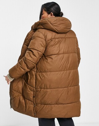 Vero Moda Curve hooded padded coat in chocolate