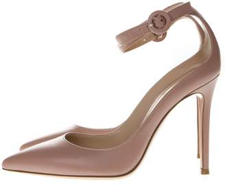 Gianvito Rossi Nude Pink Leather Pumps