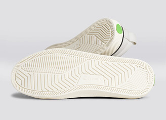 Cariuma OCA Low Stripe Off-White Canvas Sneaker Women