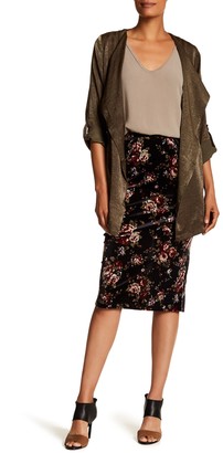 Bobeau Floral Print Pull-On Velvet Skirt