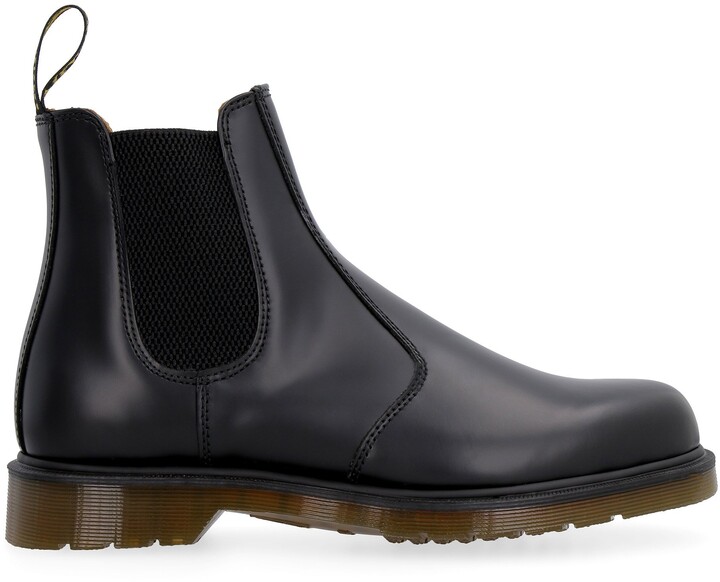 dr martens wingtip boots