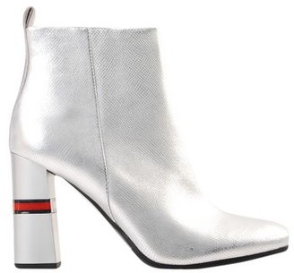 tommy hilfiger merin riding boot