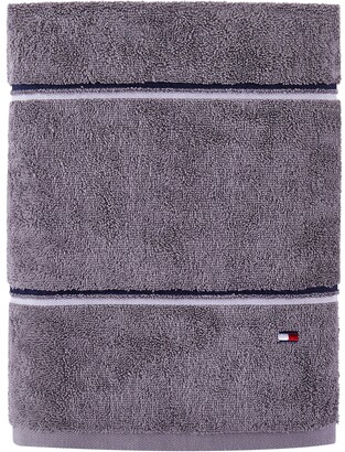 Tommy Hilfiger Modern American Solid Cotton Washcloth, 13 x 13
