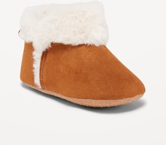 Old Navy Unisex Faux-Fur-Lined Cozy Boots for Baby