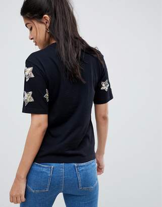 ASOS Design DESIGN t-shirt with sequin star embellishment