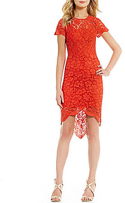 Vince Camuto Round Neck Short Sleeve Solid Scalloped Lace Sheath Dress