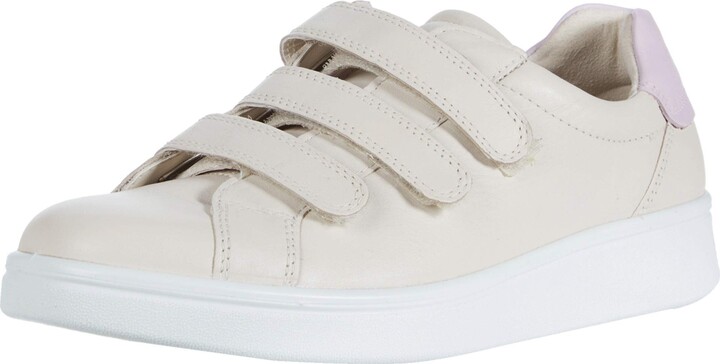 ecco womens white sneakers