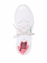 Thumbnail for your product : Lacoste Side Logo-Patch Sneakers