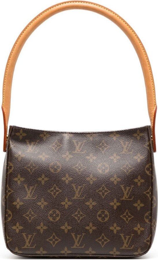Louis Vuitton Looping Gm Canvas Shoulder Bag (pre-owned) in Gray
