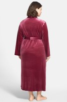 Thumbnail for your product : Oscar de la Renta 'Evening Velvet' Velvet Robe (Plus Size)