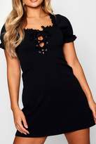 Thumbnail for your product : boohoo Puff Sleeve Lace Up Bodice Shift Dress