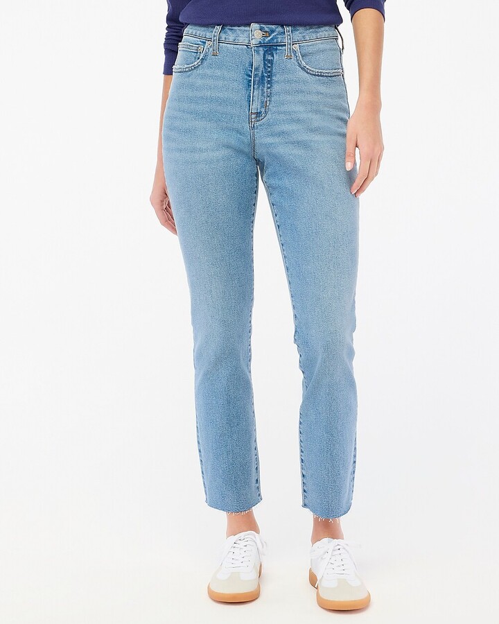 Petite essential straight jean in all-day stretch