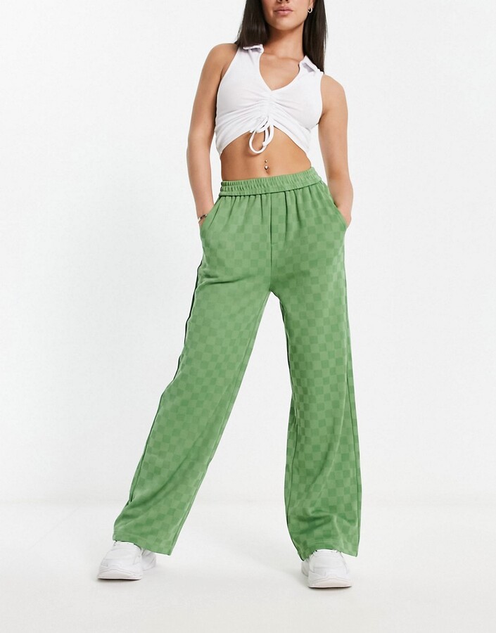 Urban Revivo checkerboard pants in green - ShopStyle